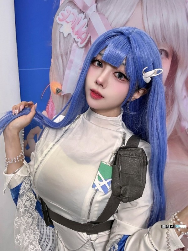 야릇한 옷차림 정다별이 이미지 3