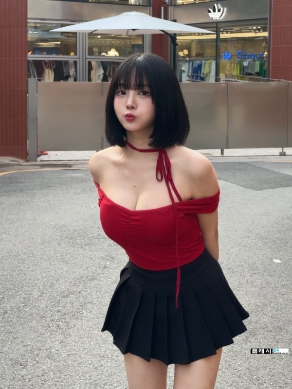 야릇한 옷차림 정다별이 이미지 13