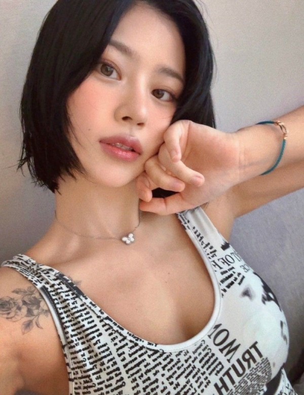 몸매 쥑여주는 무당 노슬비 이미지 8